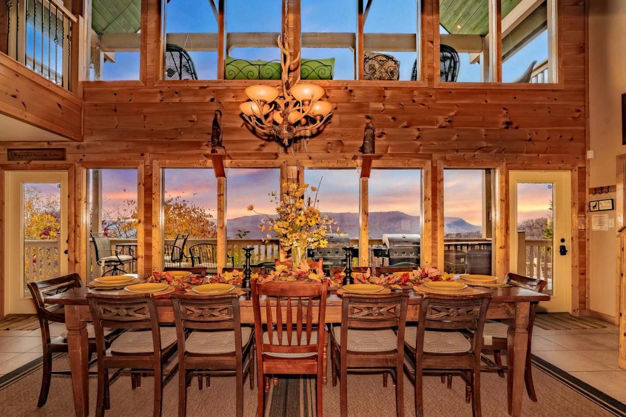 Tanasi Lodge - Reunions, Retreats, Weddings, Family Getaways 세비어빌 외부 사진